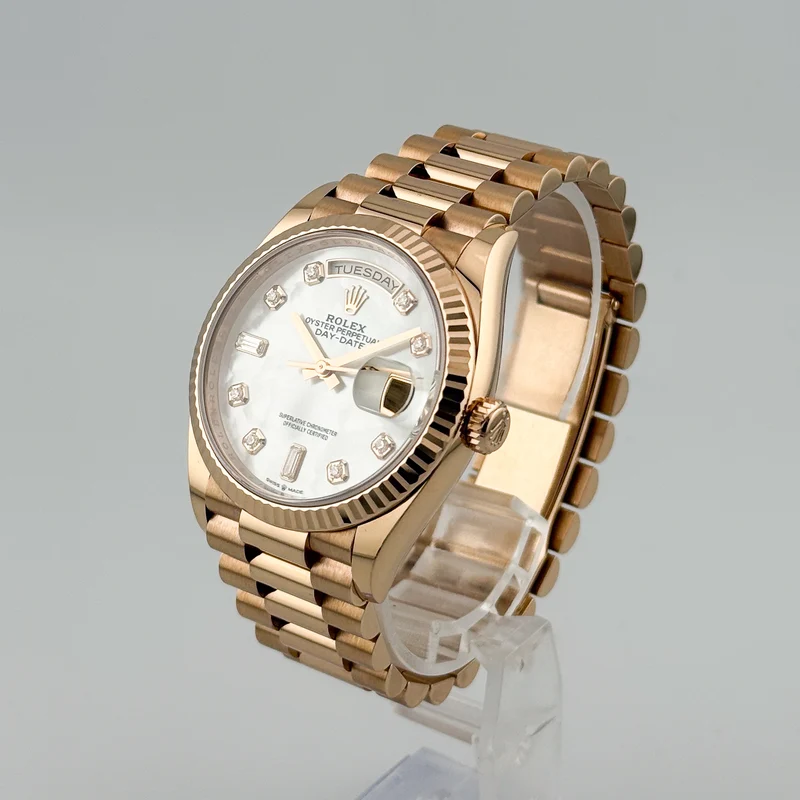 Rolex Day-Date 36 Rosegold MOP Dial 128235 - 2021