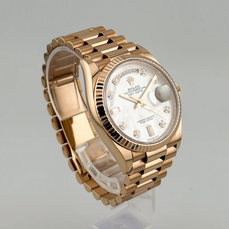 Rolex Day-Date 36 Rosegold MOP Dial 128235 - 2021
