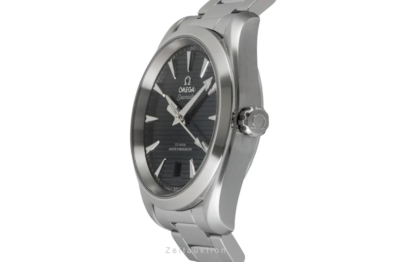 Omega Seamaster steel automatic men's watch 220.10.38.20.03.001 LP: 6800EUR [2605639]