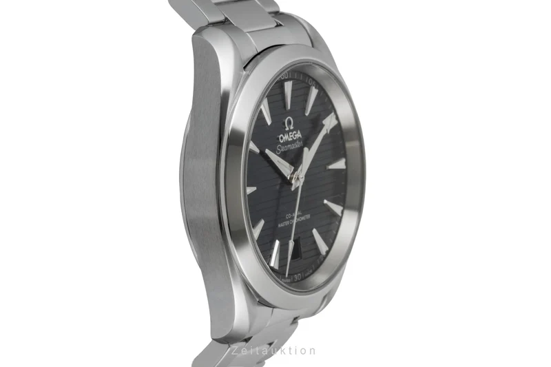 Omega Seamaster steel automatic men's watch 220.10.38.20.03.001 LP: 6800EUR [2605639]