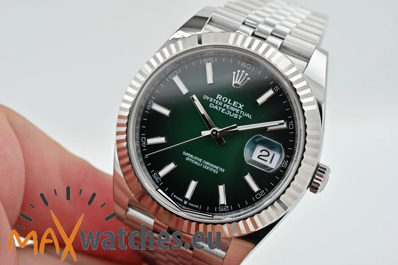 Rolex Datejust 41 126334 Green Dial Jubilee Ombre