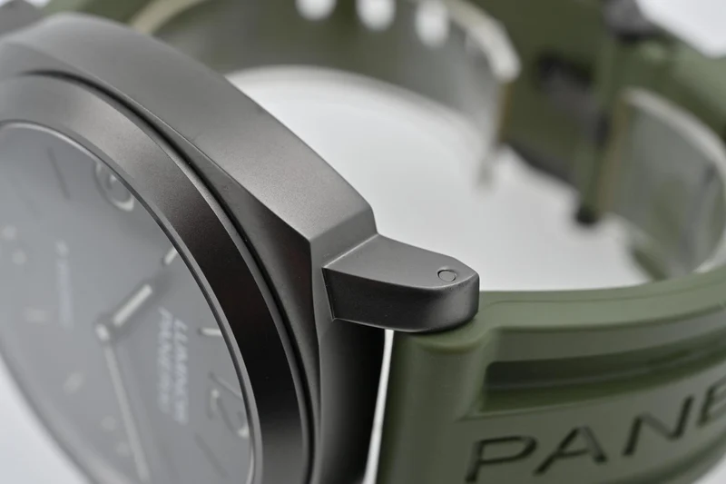Panerai Luminor Marina Geneva Boutique Edition 121pcs 8 Days PAM 2121 Titanium DLC