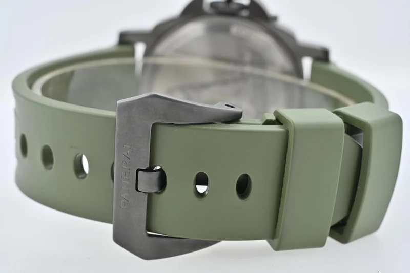 Panerai Luminor Marina Geneva Boutique Edition 121pcs 8 Days PAM 2121 Titanium DLC
