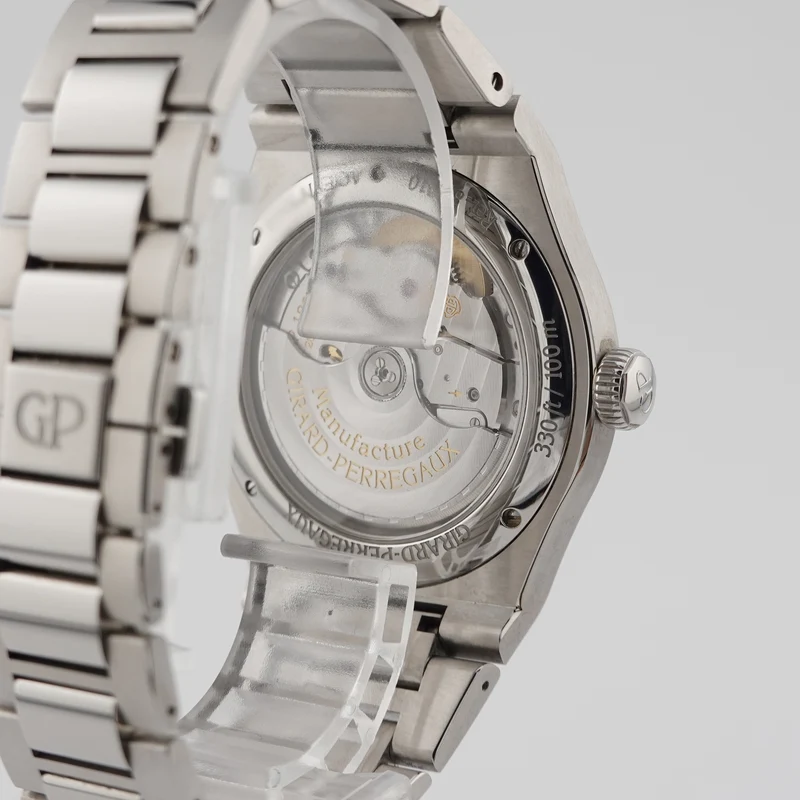 Girard Perregaux Laureato 81010-11-431-11A - 2021