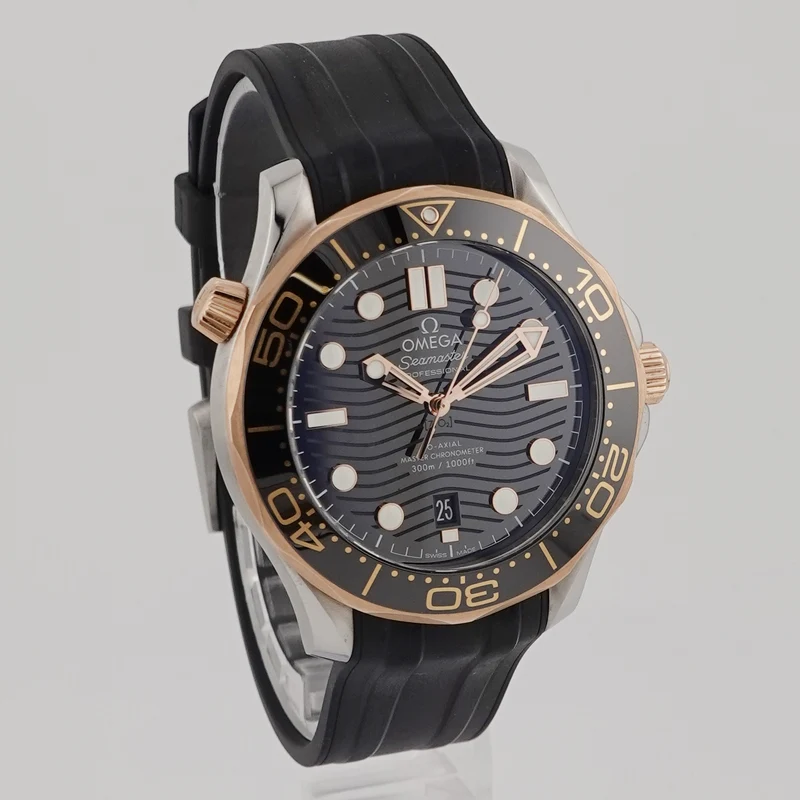 Omega Seamaster Diver 300 Stahl/Roségold 210.22.42.20.01.002 - 2020