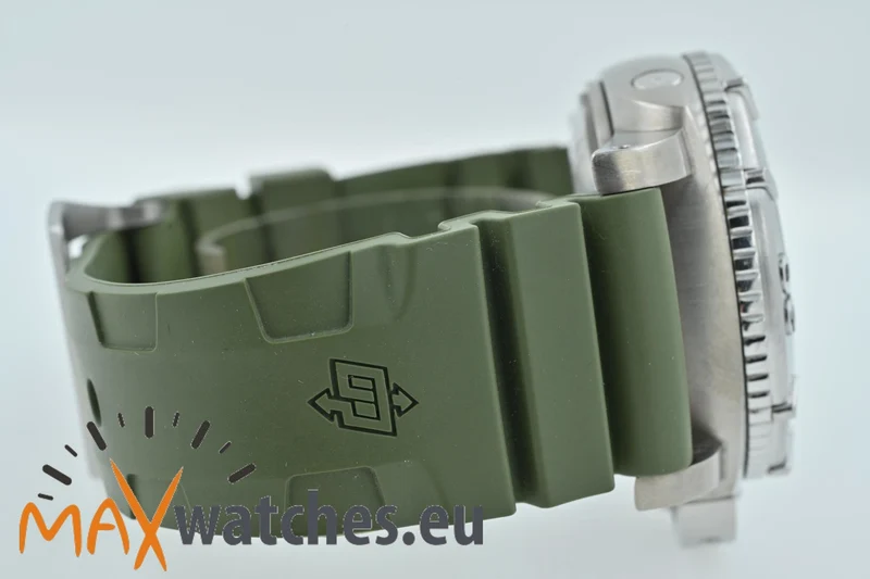Panerai Luminor Submersible 2500m Limited Edition PAM00285 PAM 285
