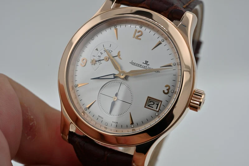 Jaeger-LeCoultre Master Control Hometime Q1622420 147.2.05 18k Rose Gold