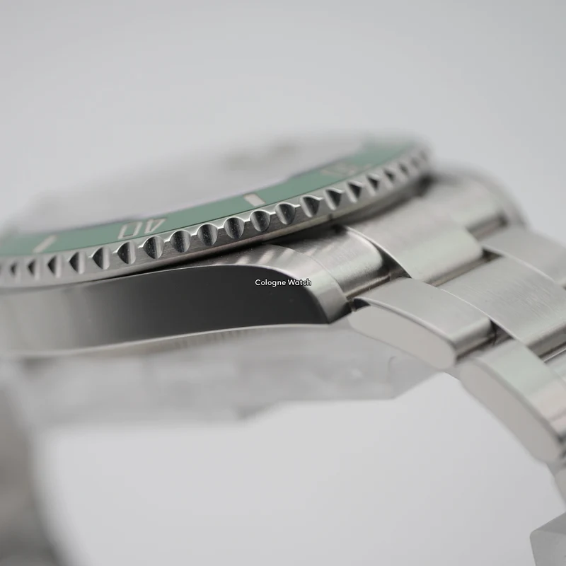 Rolex Submariner Date 126610LV - 2023