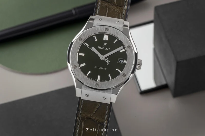 Hublot Classic Fusion titanium automatic men's watch 565.NX.8970.LR LP: 8600EUR [2605667]