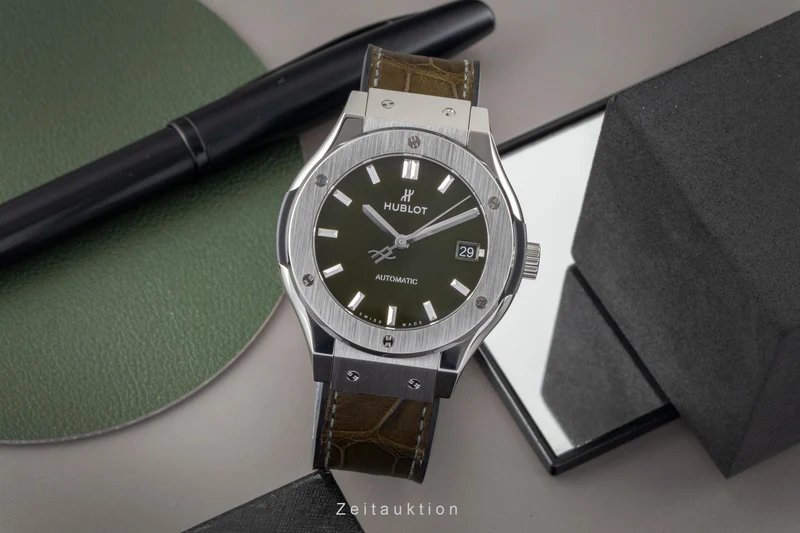 Hublot Classic Fusion titanium automatic men's watch 565.NX.8970.LR LP: 8600EUR [2605667]