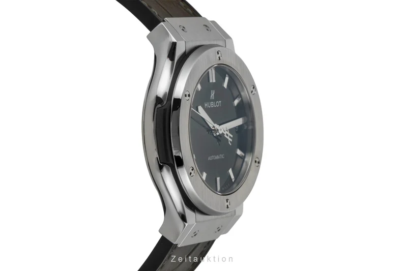 Hublot Classic Fusion titanium automatic men's watch 565.NX.8970.LR LP: 8600EUR [2605667]