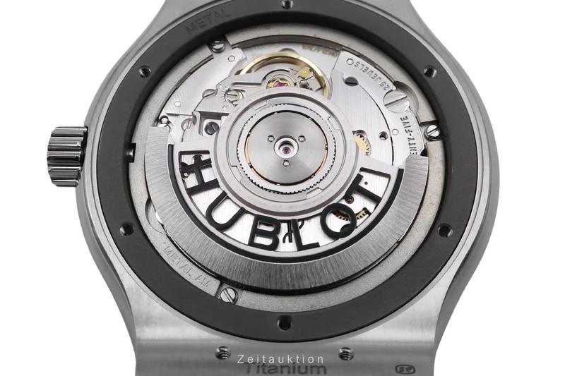Hublot Classic Fusion titanium automatic men's watch 565.NX.8970.LR LP: 8600EUR [2605667]