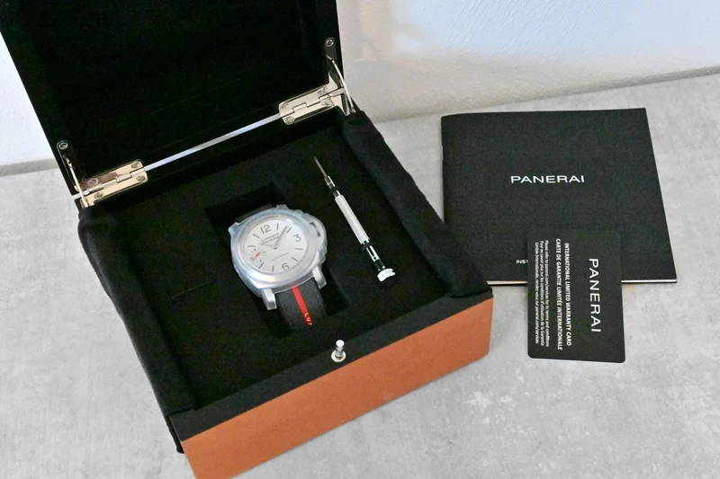 Panerai Luminor QuarantaQuattro Luna Rossa PAM 1342 White Dial