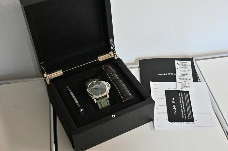 Panerai Luminor Marina PAM01116 PAM 1116 70 Years Limited Edition 950pt Platinum Green Dial