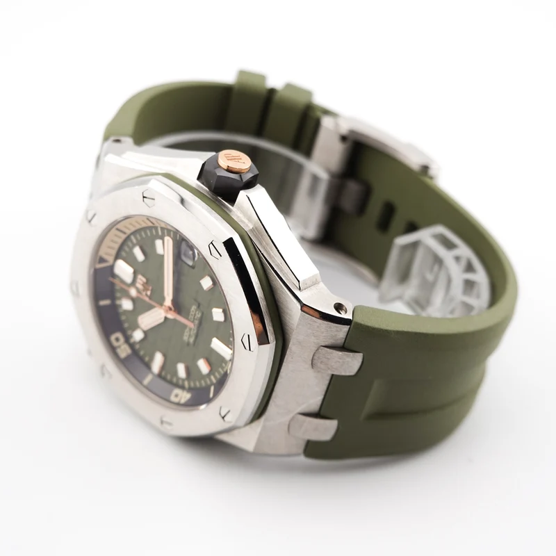 Audemars Piguet Royal Oak Offshore Diver 15720ST - 2022