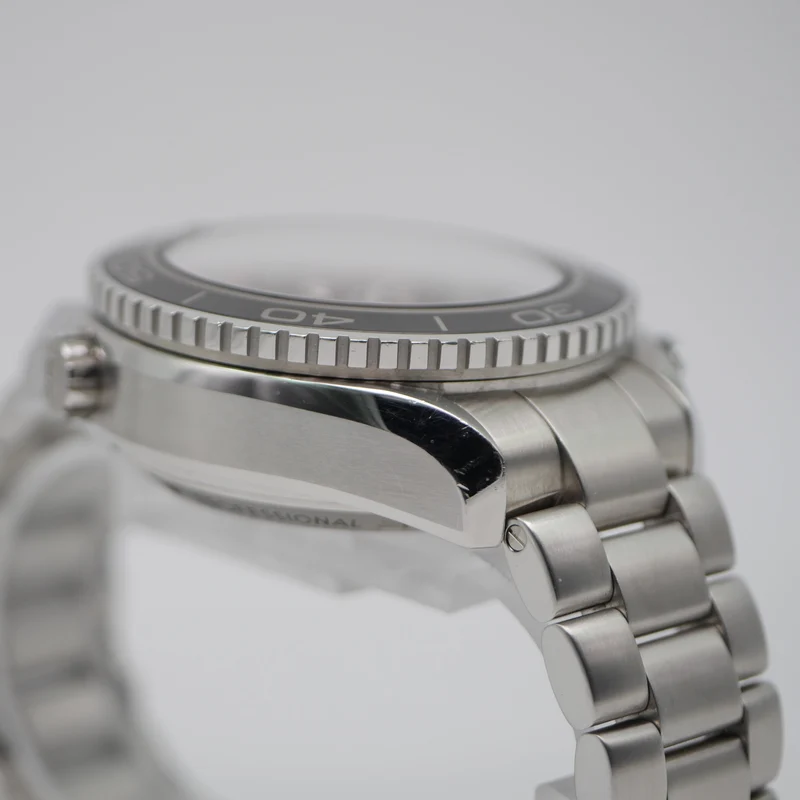 Omega Seamaster Planet Ocean Chronograph Stahl 232.30.46.51.01.001- 2013