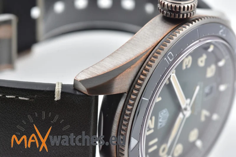 TAG Heuer Autavia 42 Green Dial Bronze WBE5190.FC8268