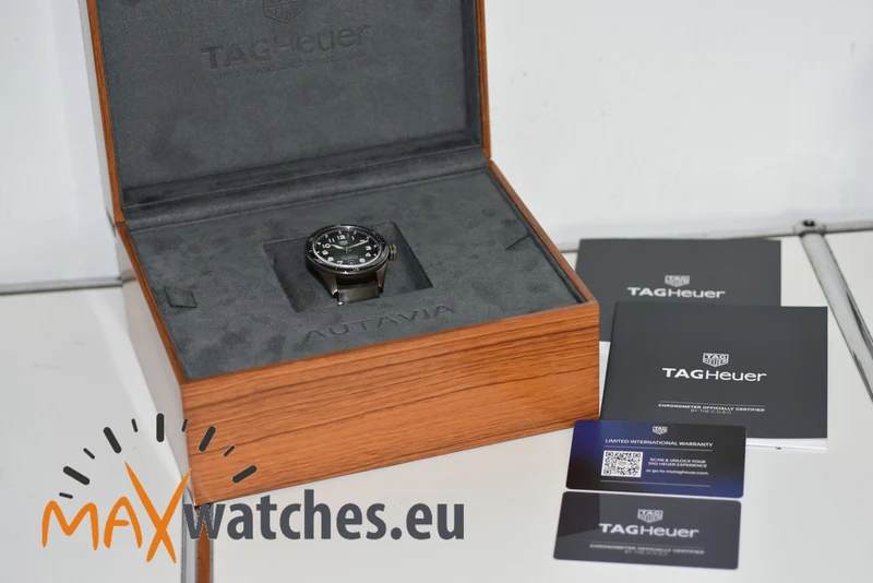 TAG Heuer Autavia 42 Green Dial Bronze WBE5190.FC8268