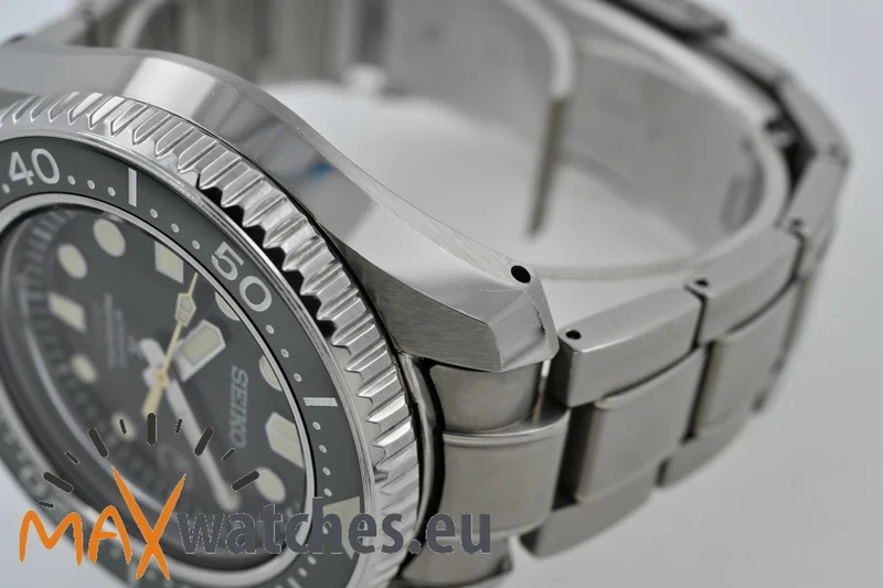 Seiko Marinemaster 1968 Prospex Diver's Commemorative Limited Green SLA019J1