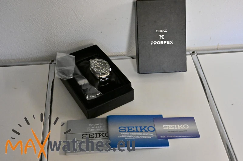 Seiko Marinemaster 1968 Prospex Diver's Commemorative Limited Green SLA019J1