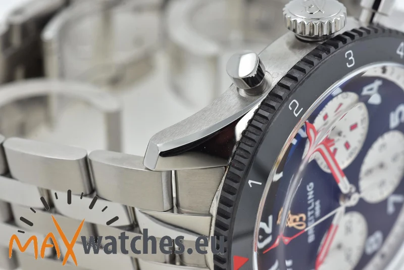 Breitling Classic AVI Chronograph Mosquito Y233801A1B1A1