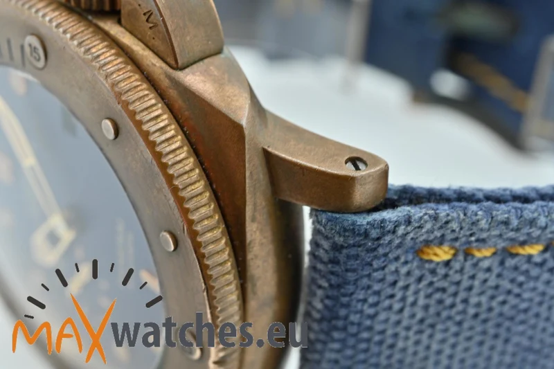 Panerai Luminor Submersible 1950 3 Days Bronze Bronzo PAM 671 Limited 47mm Blue Dial