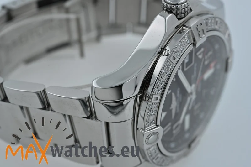 Breitling Avenger II GMT A3239053 Diamond Bezel