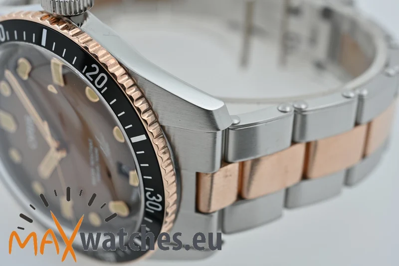 Oris Diving Divers Sixty-Five 01 733 7707 4356 Bronze Steel