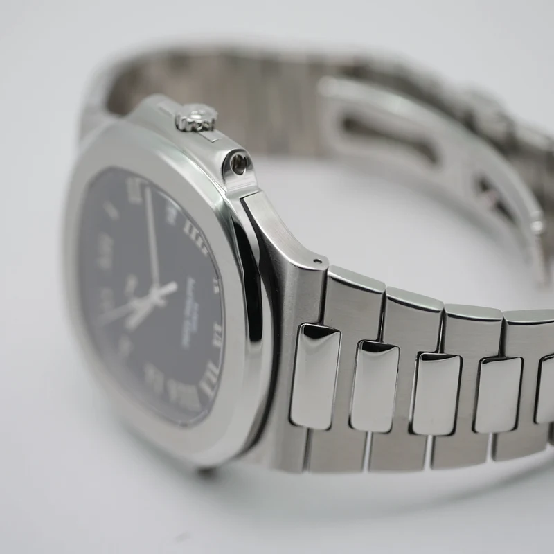 Patek Philippe Nautilus Stahl 3710/1A - 2001