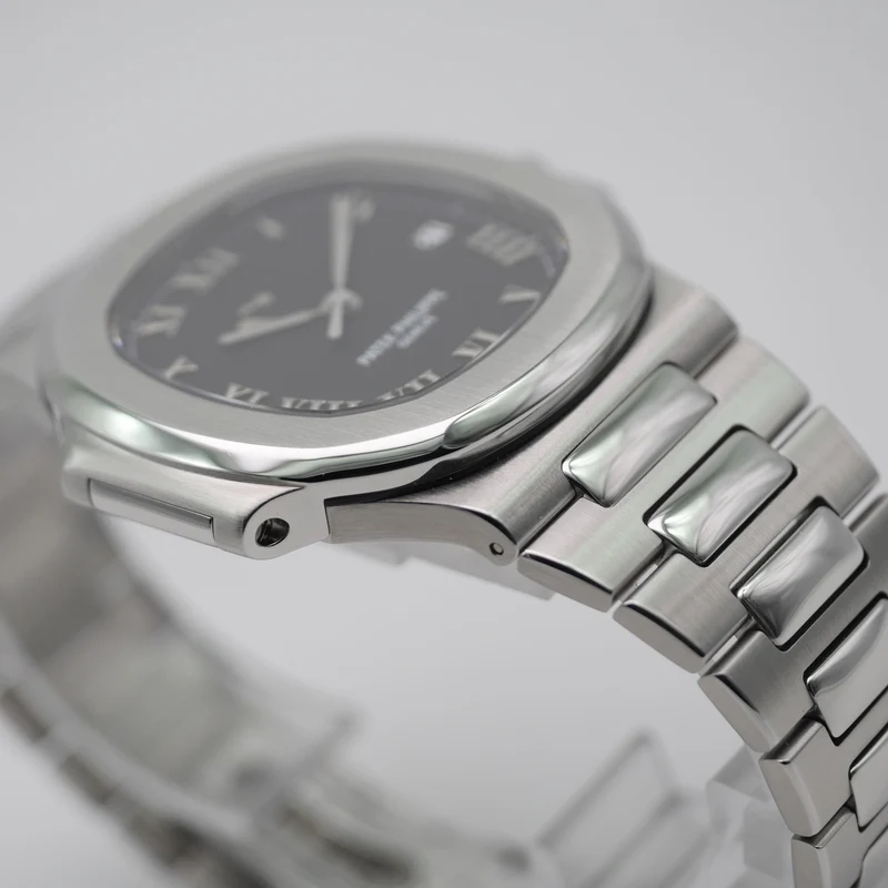 Patek Philippe Nautilus Stahl 3710/1A - 2001