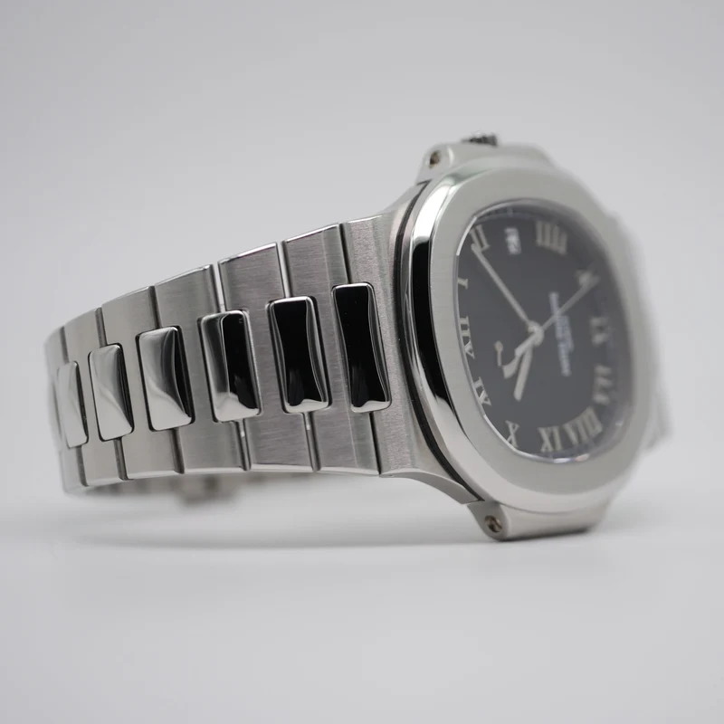 Patek Philippe Nautilus Stahl 3710/1A - 2001