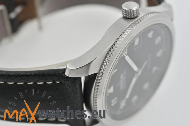 Union Glashütte Pilots Fliegeruhr 26-11-07-47-10 Tritium Vintage