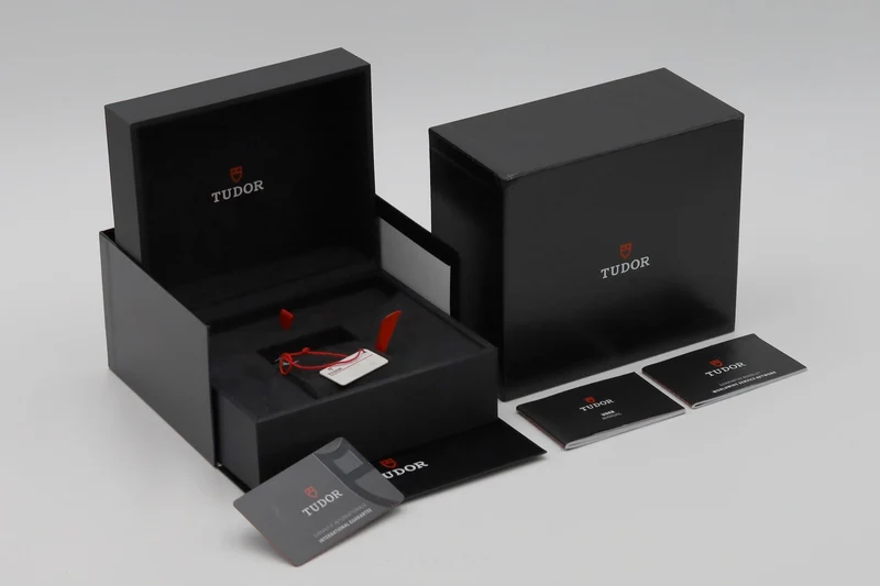 Tudor Black Bay steel automatic men's watch M79470-0002 LP: 4280EUR [2605669]