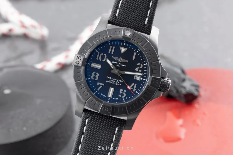 Breitling Avenger Seawolf titanium automatic men's watch V17319 LP: 5350EUR [2605565]
