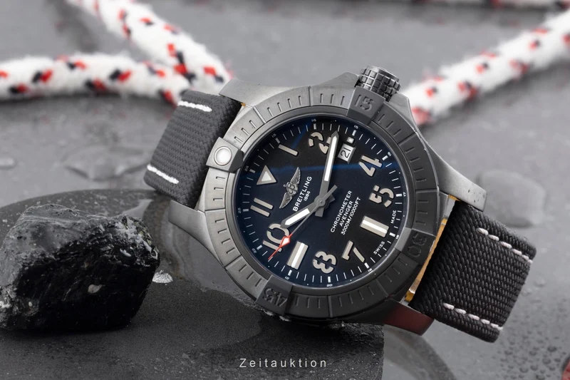 Breitling Avenger Seawolf titanium automatic men's watch V17319 LP: 5350EUR [2605565]