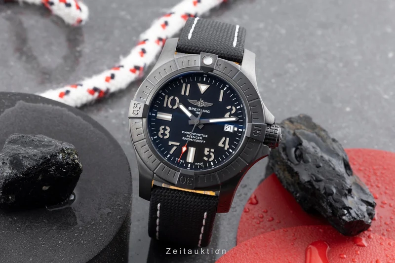 Breitling Avenger Seawolf titanium automatic men's watch V17319 LP: 5350EUR [2605565]