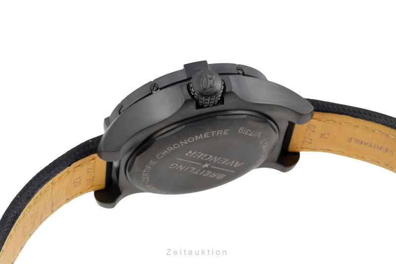 Breitling Avenger Seawolf titanium automatic men's watch V17319 LP: 5350EUR [2605565]