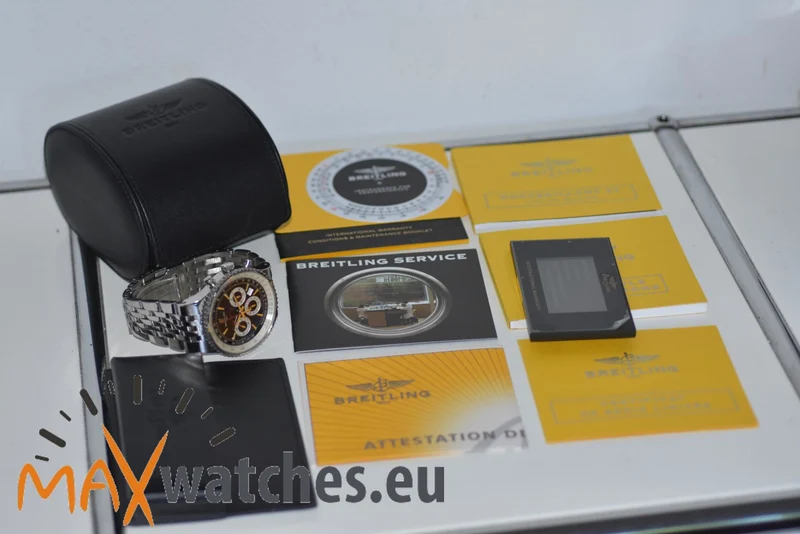 Breitling Navitimer Montbrillant Limited Edition 47mm A2335121/BA93