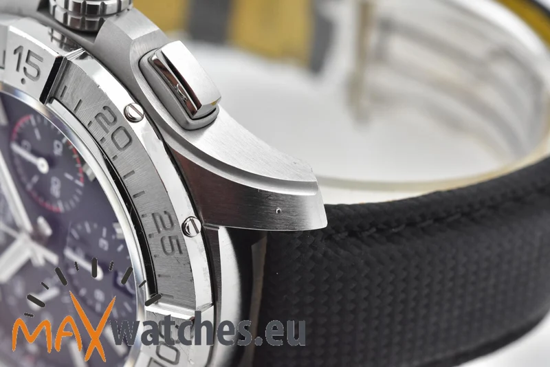 Breitling Avenger 44 B01 Chronograph AB0147101B1X1