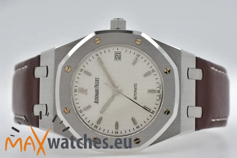 Audemars Piguet Royal Oak Silver Dial Pictet & Cie Limited 15189ST.OO.D083CU.01 36mm