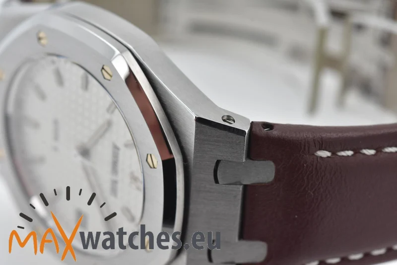 Audemars Piguet Royal Oak Silver Dial Pictet & Cie Limited 15189ST.OO.D083CU.01 36mm