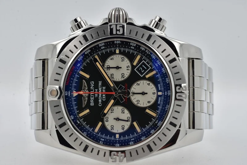 Breitling Chronomat 44 Airborne Chronograph Edition Speciale Airborne AB0115
