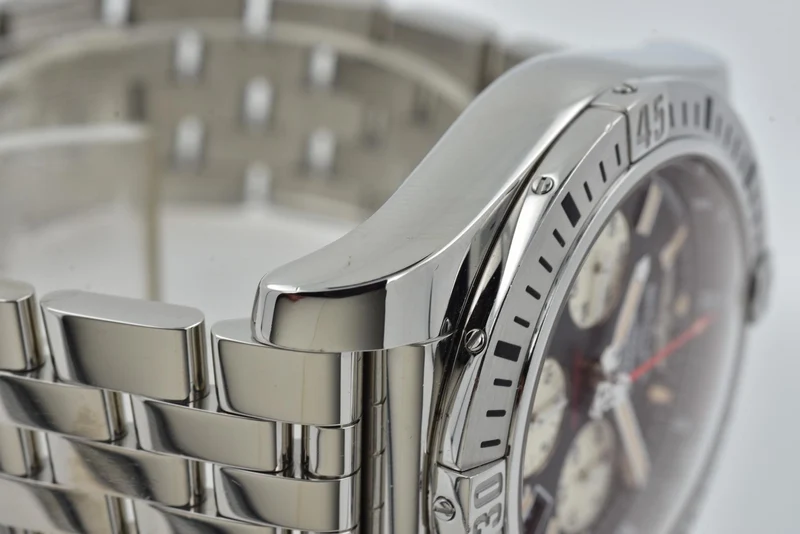 Breitling Chronomat 44 Airborne Chronograph Edition Speciale Airborne AB0115