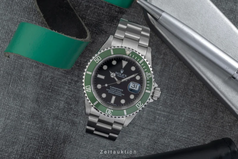 Rolex Submariner steel automatic men's watch 16610LV [2604111]