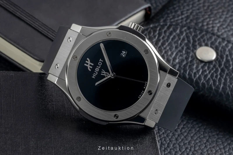 Hublot Classic Fusion titanium automatic men's watch 542.NX.1270.RX [2605422]