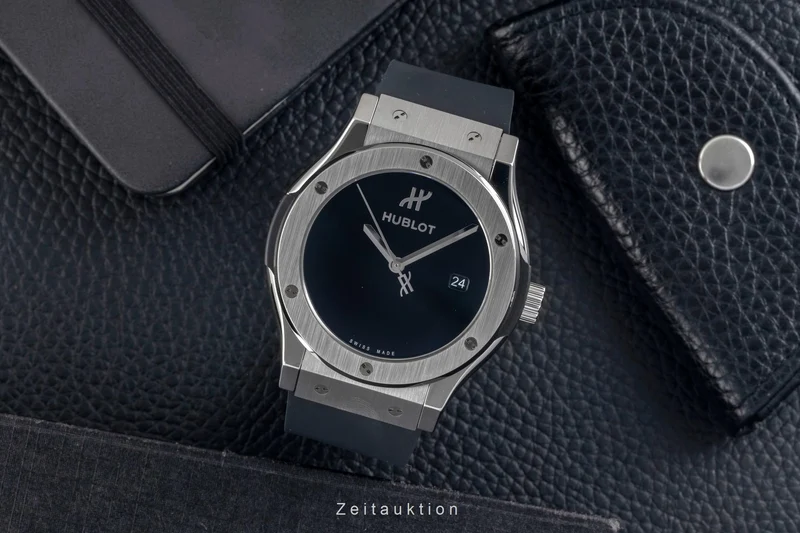 Hublot Classic Fusion titanium automatic men's watch 542.NX.1270.RX [2605422]