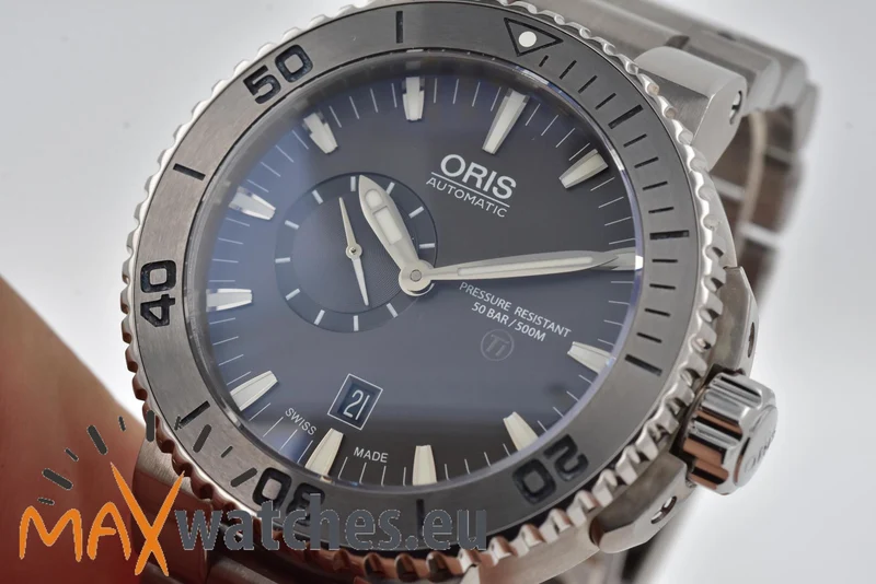 Oris Aquis Small Date Titanium 01 743 7664 7253