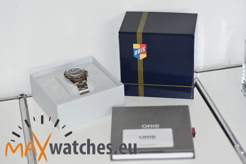 Oris Diving Divers Sixty-Five Chronograph 01 771 7744 4354