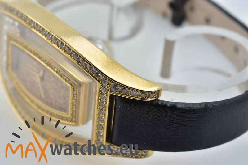 Chopard Happy Sport 18k Yellow Gold Happy Diamonds 239pc of diamonds 209029-0001 20/9125