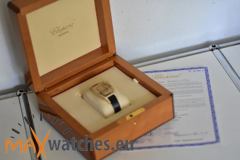 Chopard Happy Sport 18k Yellow Gold Happy Diamonds 239pc of diamonds 209029-0001 20/9125